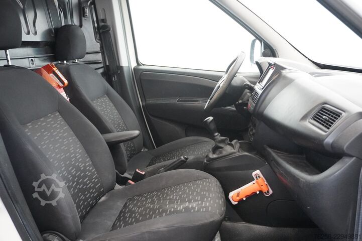 Hochdachkombi Opel Combo 1.3 CDTi - Airco - Cruise - Trekhaak - €2...
