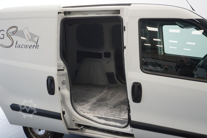 Hochdachkombi Opel Combo 1.3 CDTi - Airco - Cruise - Trekhaak - €2...