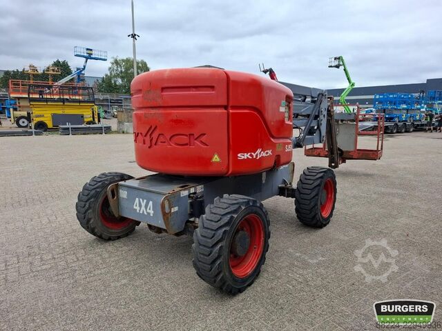 Gelenkteleskoparbeitsbühne Skyjack SJ51 AJ
