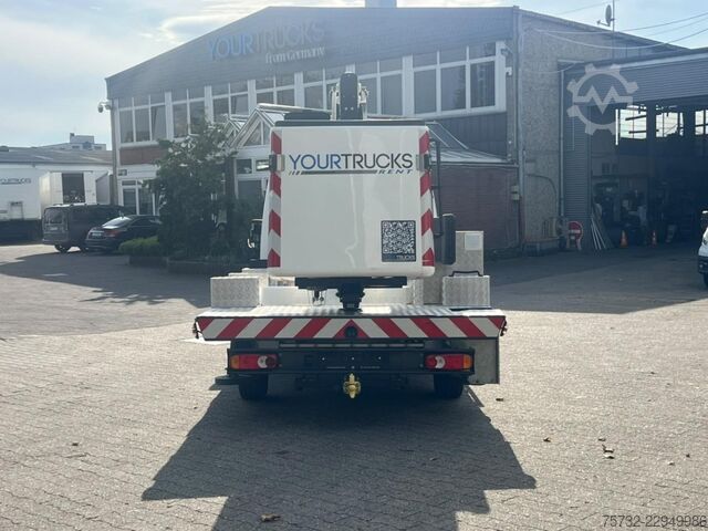 Lkw-Arbeitsbühne Renault Master  Bühne KLUBB 11m   2 Personen Korb 200kg