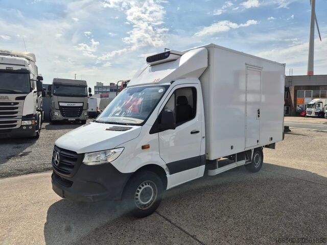 Refrigerated-freezer transport (box truck) Mercedes-Benz SPRINTER 314 CDI