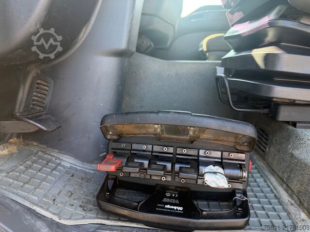 Kranwagen MAN TGA 33.360 6x6 HIAB 422-8 HIPRO