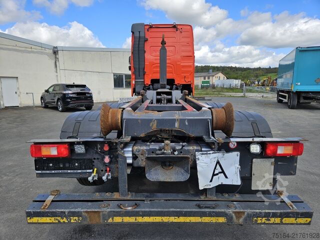 Abrollkipper Volvo FH 460 6x2 Unfall