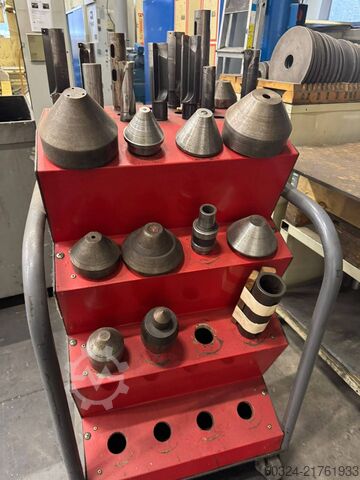 CNC Drehmaschine WEILER E90 x 4500