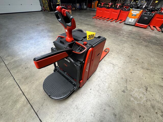 Low lift pallet truck, 2,419 operating hours Linde T20AP