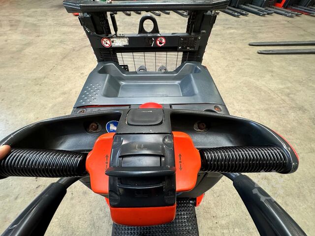 2019 serviced + safety inspection (UVV) valid until 04/2027, 1853 operating hours Linde D12HPAP
