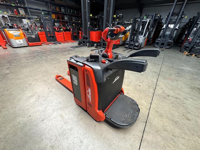 2022 service + safety inspection (UVV) valid until 09/2027, 1,801 operating hours Linde T20AP