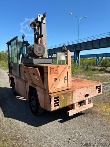 Seitenstapler Steinbock 557 D Perkins Motor 2600 std