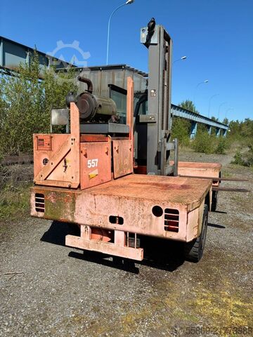 Seitenstapler Steinbock 557 D Perkins Motor 2600 std