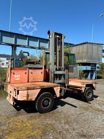 Seitenstapler Steinbock 557 D Perkins Motor 2600 std