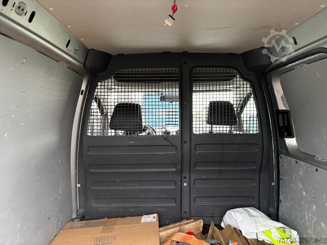 Kastenwagen VW CADDY 1,6L + MANUAL + DEFECTE INJECTOREN