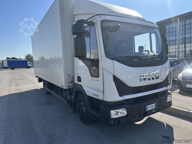 Transporter mit Koffer iveco ML 75E21 P EURO6