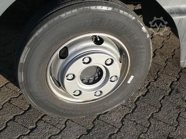 Transporter mit Kipper MERCEDES-BENZ 818 K Atego 4x2, Meiller, AHK, 3. Sitz, 168tkm.