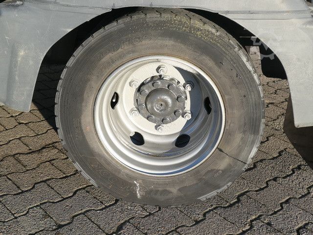 Transporter mit Kipper MERCEDES-BENZ 818 K Atego 4x2, Meiller, AHK, 3. Sitz, 168tkm.