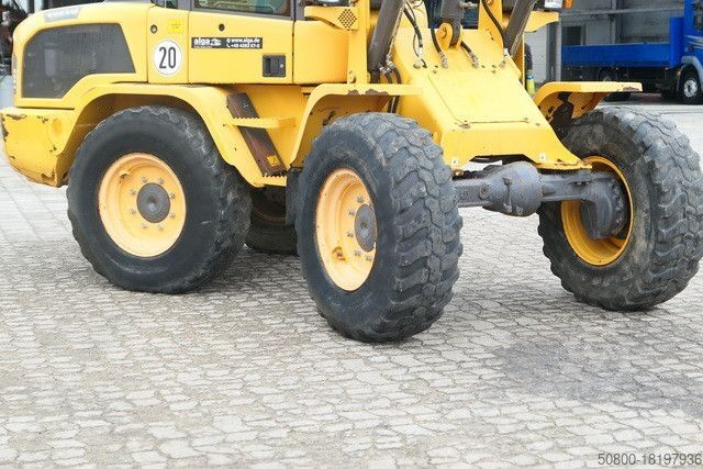 Wheel loader VOLVO L30G, 4+1 Schaufel, Palettengabel, Hydr. S.W.S.