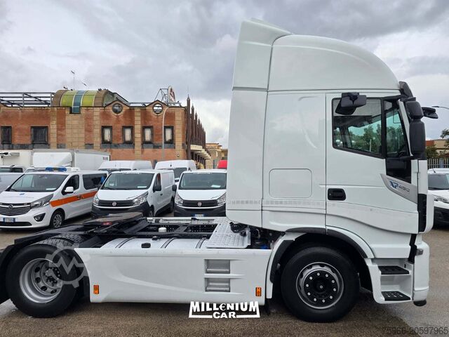 Standard road tractor Iveco STRALIS 480XP AUTOM RETARDER KM 720MILA