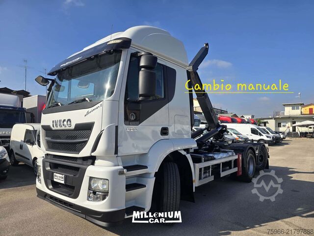 Lkw mit Hakenlift Iveco STRALIS HIWAY 460 GANCIO SCARRABILE BOB