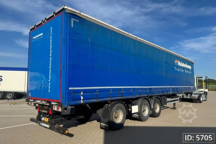 Krone SD / Steering axle / Lift axle / Mounted forklift / Drum brakes Krone SD / Steering axle / Lift axle / Mounted forkli...