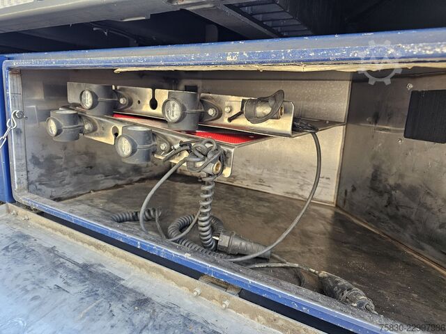 Volvo FH 500 8x2 / HMF 70 tm CRANE + JUMBO TRAILER Volvo FH 500 8x2 / HMF 70 tm CRANE + JUMBO TRAILER