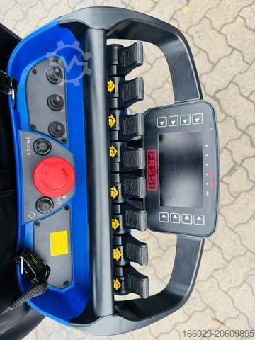 Heavy-duty truck VOLVO FH 500 8x4 Kran F710 RA2.27 Jib & Winde Sofort