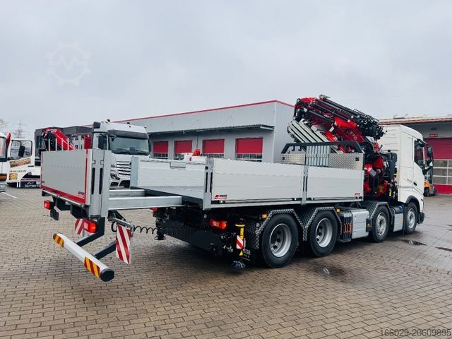 Heavy-duty truck VOLVO FH 500 8x4 Kran F710 RA2.27 Jib & Winde Sofort