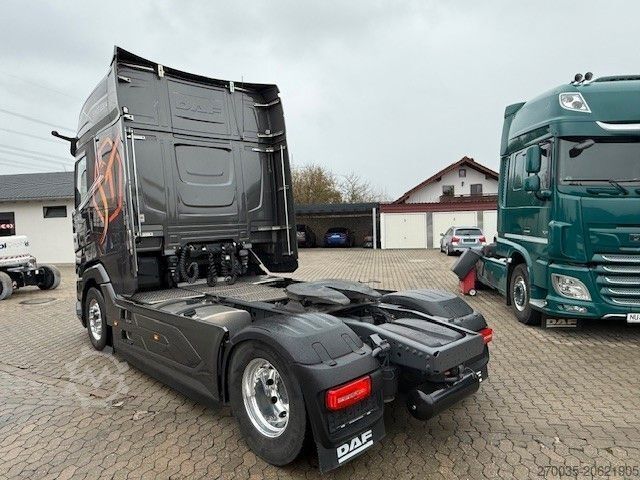 Standard tractor unit DAF XG+ 530 NGD ACC+Intarder+ALU+Leder+2Tanks+TOP