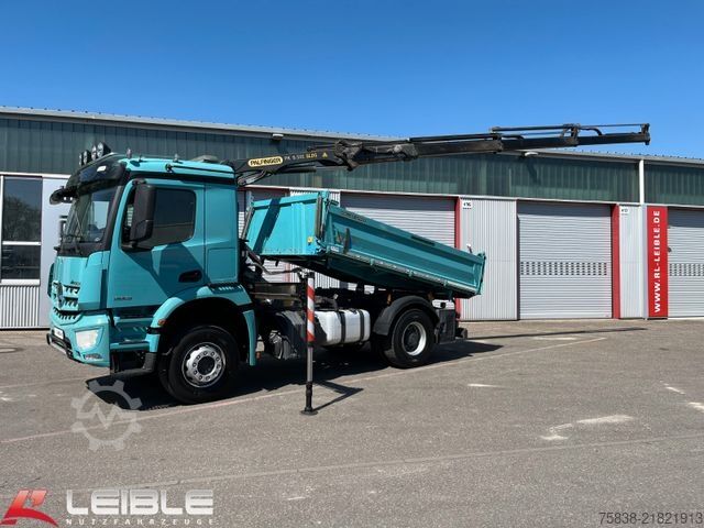 Tipper truck MERCEDES-BENZ Arocs 1832 Kipper+ Kran Palfinger PK9501*205TKM*