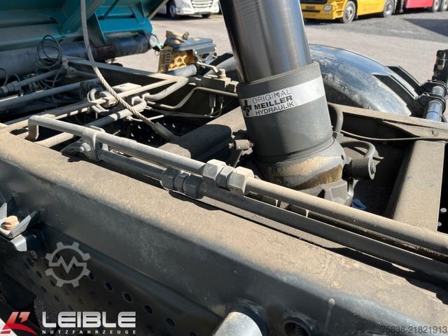Tipper truck MERCEDES-BENZ Arocs 1832 Kipper+ Kran Palfinger PK9501*205TKM*