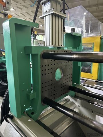 Injection molding machine Arburg 320A 500-170