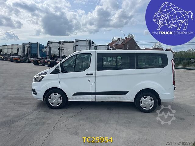 Passenger transportation Ford Transit CUSTOM 2.0 TDCI - 9 SEATS - AUTOMATIC -...