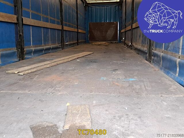 Sliding tarpaulins Krone SD
