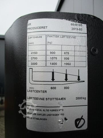 High lifting pallet truck TOYOTA SPE140L