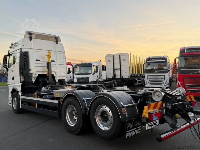 Hook arm system MAN TGX 26.540 6x2 LL Abroller Hyva Titanium