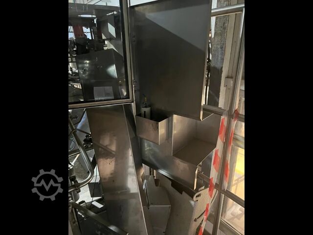 Used Tetraa Pak AB straw applicator 2011 Tetra Pak® 30