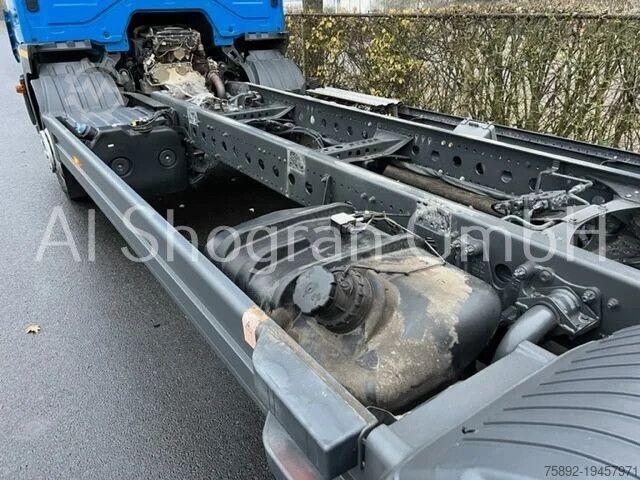 Chassis with cab Mercedes-Benz Atego 1318 4x2 / Euro 6 / Schaltung 1218