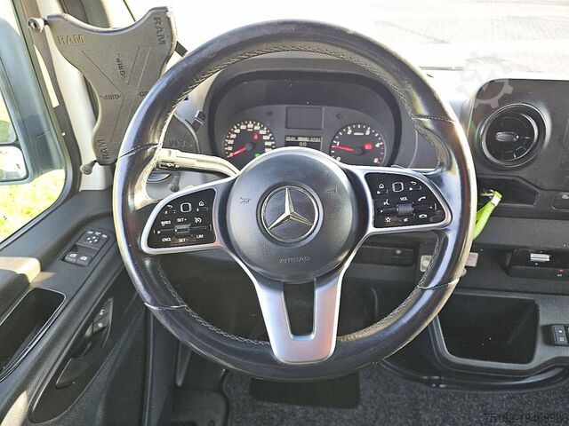 High-roof van MERCEDES-BENZ SPRINTER 314 L2H2 Automaat RWD!