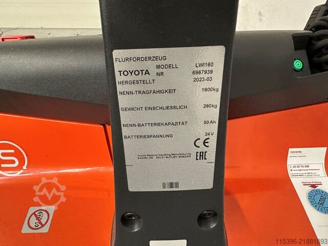 Electric Pallet Truck Toyota LWI 160 - 810 Stunden !!!