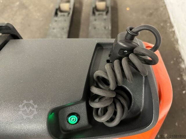 Electric Pallet Truck Toyota LWI 160 - 810 Stunden !!!