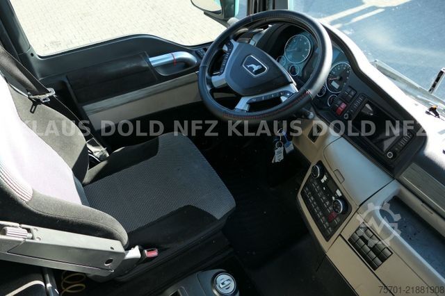 Standard tractor unit MAN TGX 18.500 XXL Retarder Kühlbox XL- Tank Euro 6