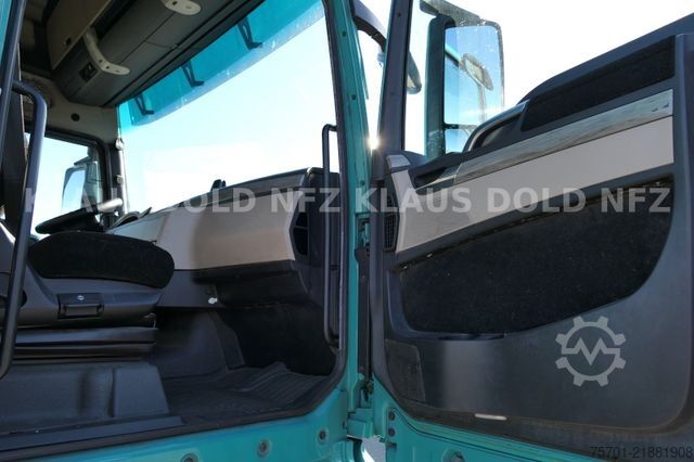 Standard tractor unit MAN TGX 18.500 XXL Retarder Kühlbox XL- Tank Euro 6