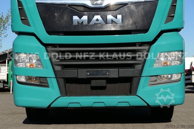 Standard tractor unit MAN TGX 18.500 XXL Retarder Kühlbox XL- Tank Euro 6