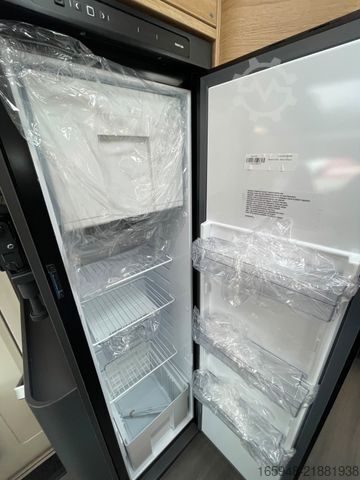 Semi-integrated camper ADRIA Matrix 60Y 670 SL JUBILEE *Sondermodell*