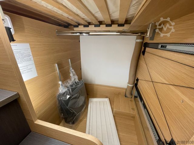 Semi-integrated camper ADRIA Matrix 60Y 670 SL JUBILEE *Sondermodell*