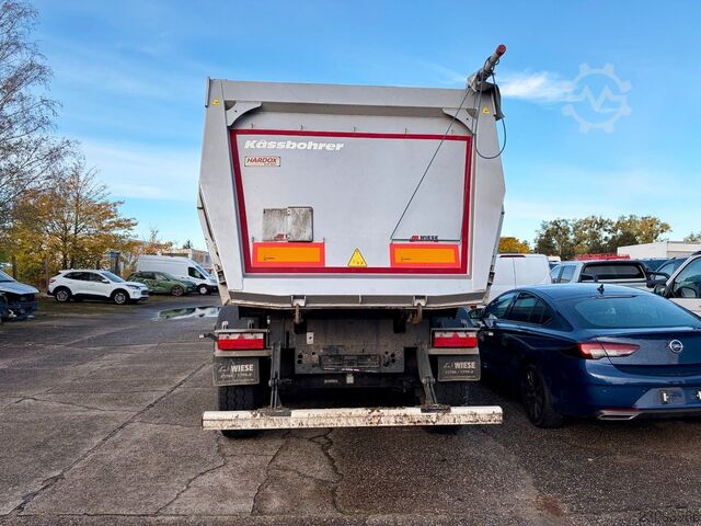 Tipper semitrailer KÄSSBOHRER XS Kippmulde