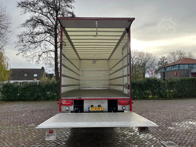 Koffer DAF LF 260 FA