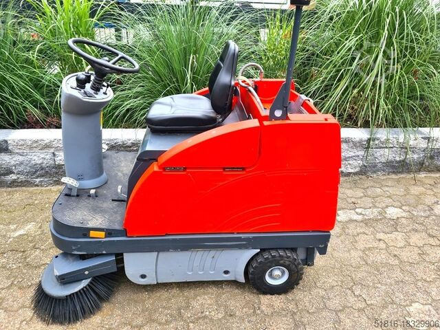 Scheuersaugmaschine Nilfisk CS7010