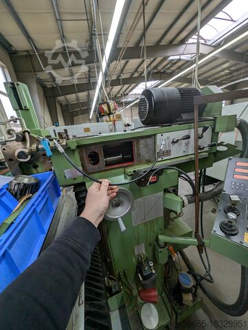 3-Achs Fräsmaschine Konventionell HERMLE UWF 801 Aktiv