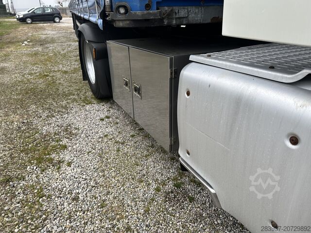 Standard road tractor DAF XF 480 SSC