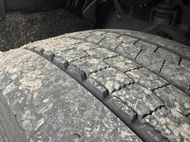 Standard road tractor DAF XF 480 SSC