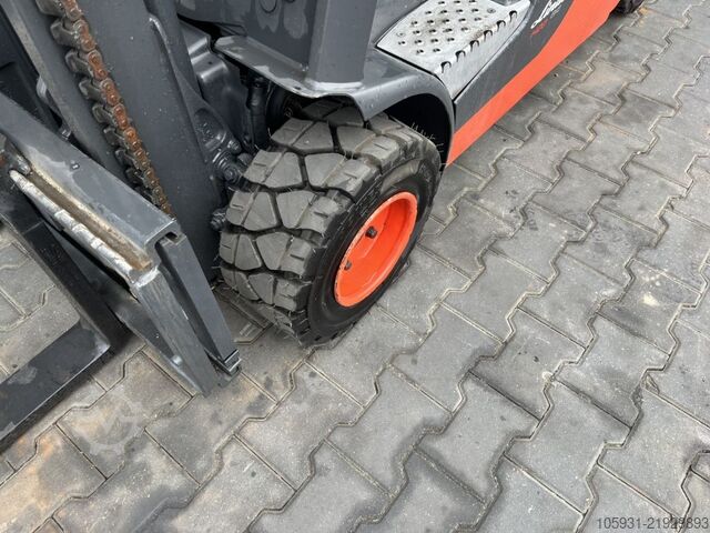 Treibgasstapler Linde H20T-01